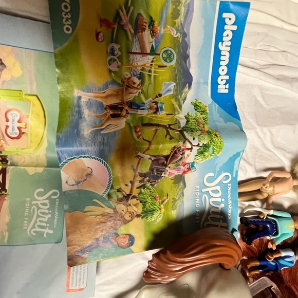 Playmobil Spirit DreamWorks Riding Free Playset lot Large - Picture 8 of 9